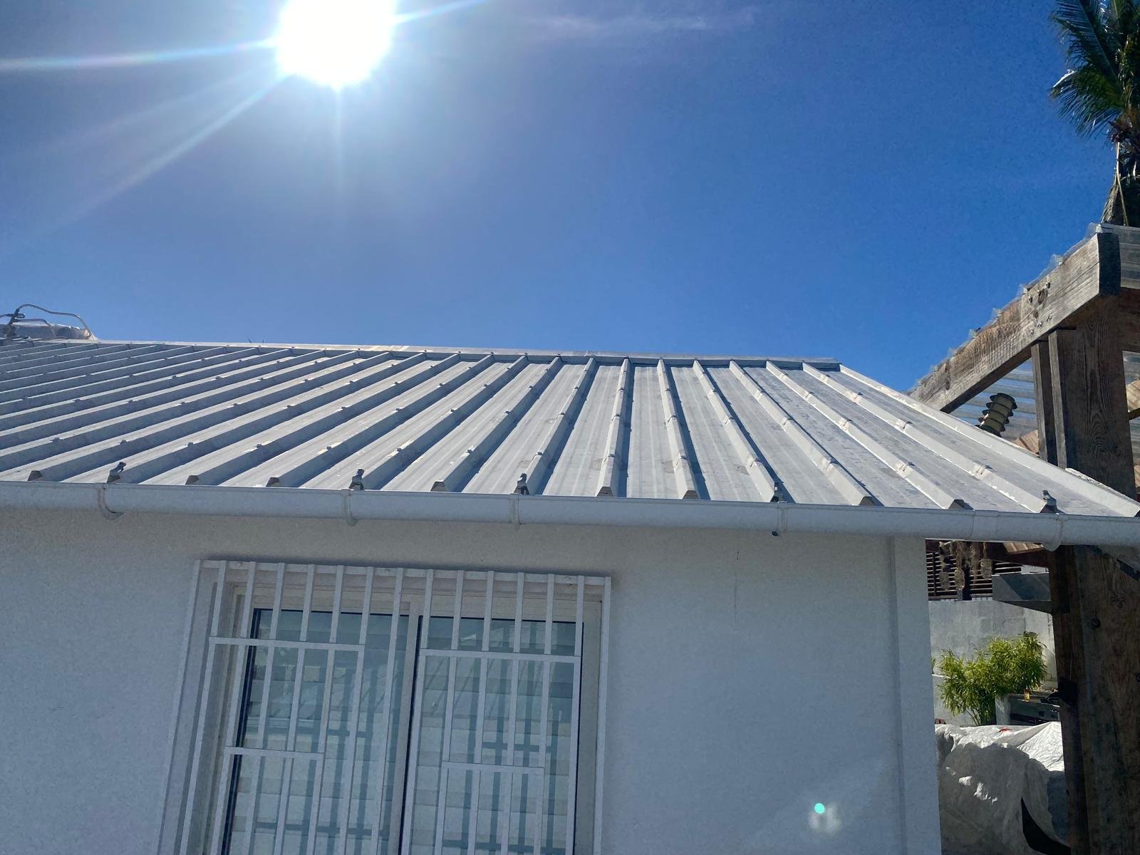 Couvreur Îles de la Réunion : Rénovation, réparation et entretien de toiture